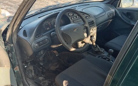 Chevrolet Niva I рестайлинг, 2004 год, 169 000 рублей, 9 фотография