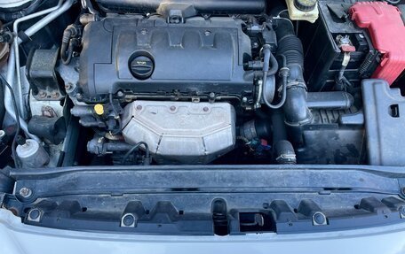 Peugeot 308 II, 2009 год, 495 000 рублей, 18 фотография