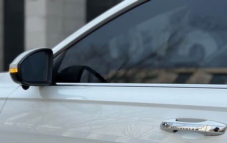 Volkswagen Lavida, 2023 год, 1 716 000 рублей, 11 фотография