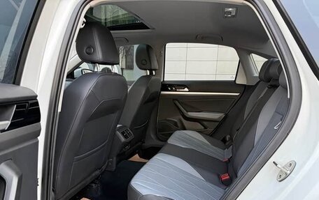 Volkswagen Lavida, 2023 год, 1 716 000 рублей, 12 фотография