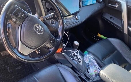 Toyota RAV4, 2013 год, 1 690 000 рублей, 6 фотография