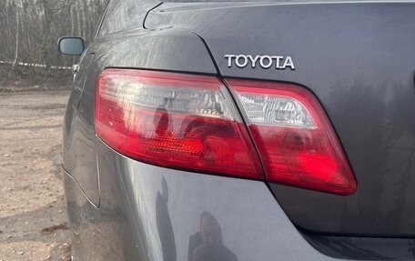 Toyota Camry, 2007 год, 1 050 000 рублей, 10 фотография