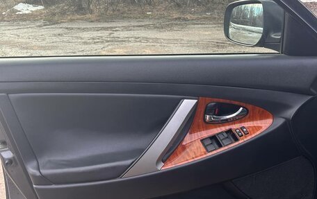 Toyota Camry, 2007 год, 1 050 000 рублей, 13 фотография