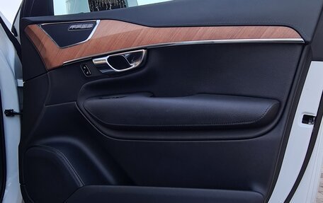 Volvo XC90 II рестайлинг, 2021 год, 5 750 000 рублей, 16 фотография