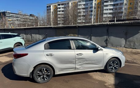KIA Rio IV, 2017 год, 635 000 рублей, 7 фотография