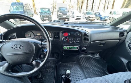 Hyundai H-1 II рестайлинг, 2007 год, 1 355 000 рублей, 15 фотография
