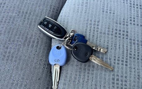 Hyundai H-1 II рестайлинг, 2007 год, 1 355 000 рублей, 16 фотография