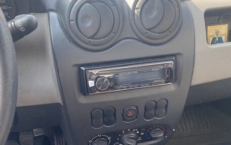 Renault Sandero I, 2013 год, 340 000 рублей, 5 фотография