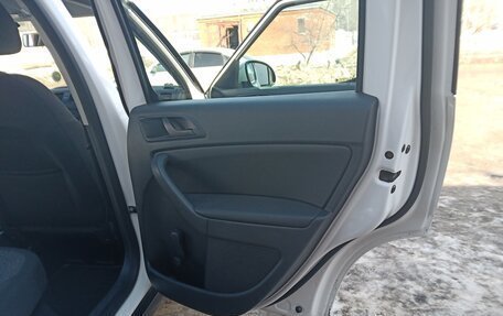 Skoda Yeti I рестайлинг, 2014 год, 1 350 000 рублей, 14 фотография