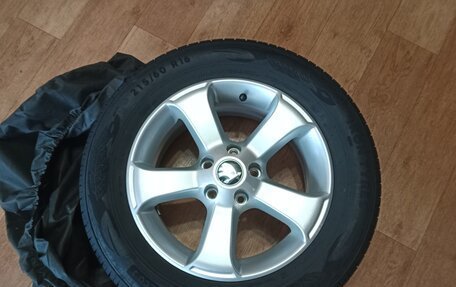 Skoda Yeti I рестайлинг, 2014 год, 1 350 000 рублей, 29 фотография