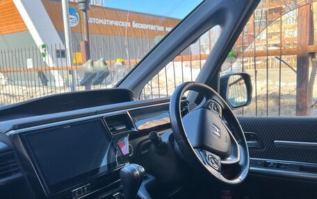 Honda Stepwgn IV, 2015 год, 1 780 000 рублей, 23 фотография