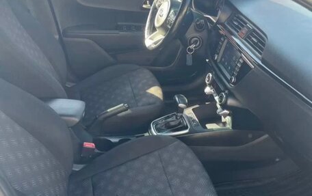 KIA Rio IV, 2018 год, 1 400 000 рублей, 5 фотография