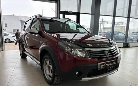 Renault Sandero I, 2014 год, 759 000 рублей, 3 фотография