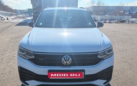Volkswagen Tiguan II, 2021 год, 3 400 000 рублей, 9 фотография