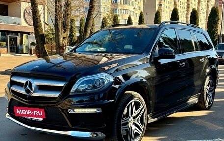 Mercedes-Benz GL-Класс, 2015 год, 4 390 000 рублей, 2 фотография
