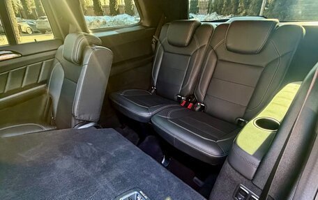 Mercedes-Benz GL-Класс, 2015 год, 4 390 000 рублей, 28 фотография