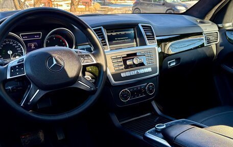 Mercedes-Benz GL-Класс, 2015 год, 4 390 000 рублей, 33 фотография