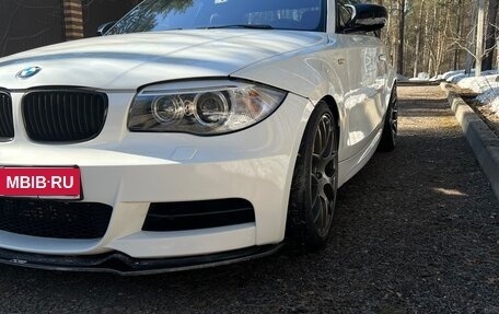 BMW 1 серия, 2011 год, 3 100 000 рублей, 4 фотография