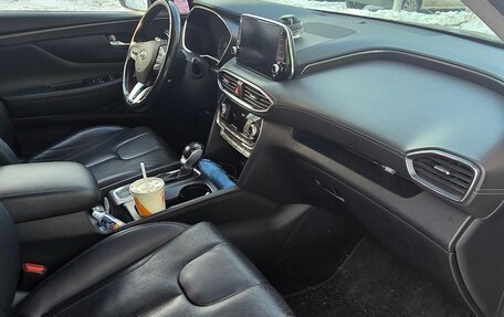 Hyundai Santa Fe IV, 2018 год, 2 000 000 рублей, 2 фотография