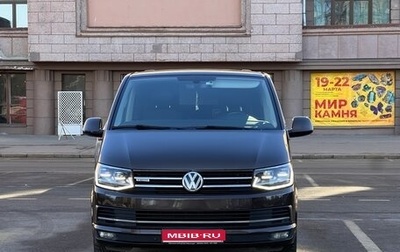 Volkswagen Multivan T6 рестайлинг, 2016 год, 4 000 000 рублей, 1 фотография