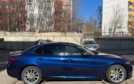 Alfa Romeo Giulia II, 2017 год, 2 200 000 рублей, 4 фотография