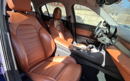 Alfa Romeo Giulia II, 2017 год, 2 200 000 рублей, 11 фотография