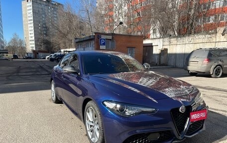 Alfa Romeo Giulia II, 2017 год, 2 200 000 рублей, 3 фотография