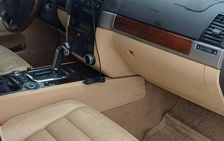 Volkswagen Touareg III, 2006 год, 800 000 рублей, 6 фотография