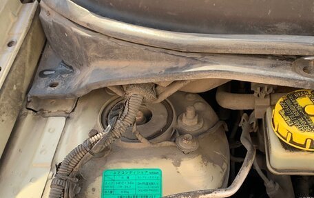 Nissan Primera III, 2001 год, 250 000 рублей, 21 фотография