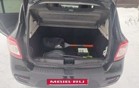 Renault Sandero II рестайлинг, 2015 год, 790 000 рублей, 13 фотография