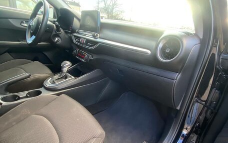 KIA Cerato IV, 2018 год, 1 500 000 рублей, 6 фотография