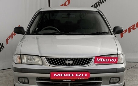 Nissan Sunny B15, 2000 год, 295 000 рублей, 2 фотография