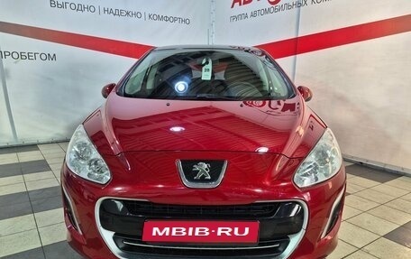 Peugeot 308 II, 2011 год, 670 000 рублей, 2 фотография