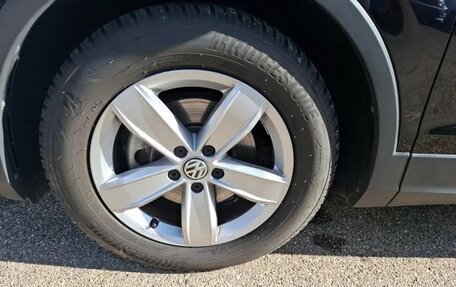 Volkswagen Tiguan II, 2021 год, 2 632 000 рублей, 6 фотография