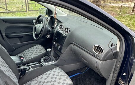 Ford Focus II рестайлинг, 2006 год, 400 000 рублей, 18 фотография