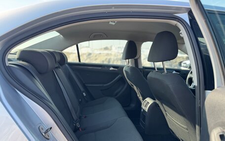 Volkswagen Jetta VI, 2013 год, 935 000 рублей, 15 фотография