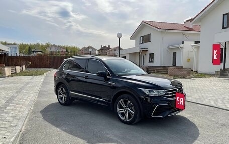 Volkswagen Tiguan II, 2021 год, 3 700 000 рублей, 16 фотография