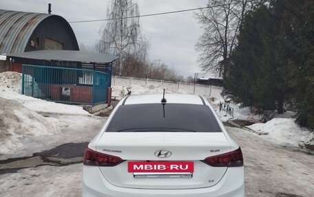 Hyundai Solaris II рестайлинг, 2018 год, 850 000 рублей, 4 фотография