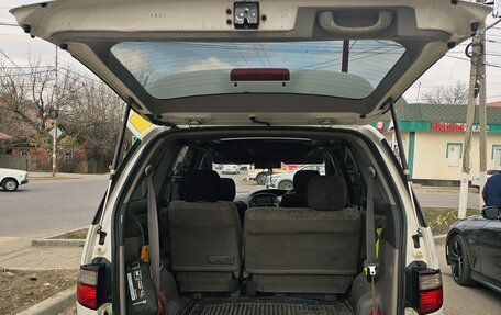 Toyota Estima III рестайлинг -2, 2000 год, 800 000 рублей, 2 фотография