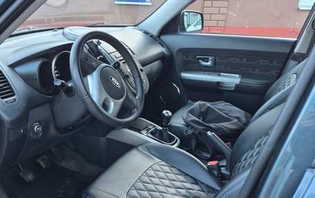 KIA Soul I рестайлинг, 2012 год, 900 000 рублей, 14 фотография