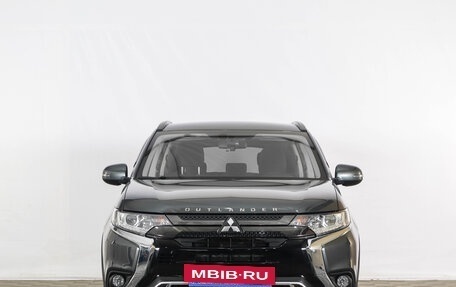 Mitsubishi Outlander III рестайлинг 3, 2021 год, 2 819 000 рублей, 3 фотография