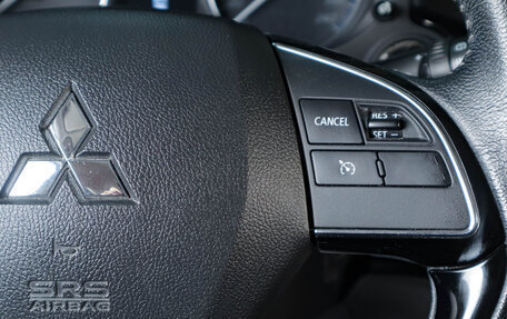 Mitsubishi Outlander III рестайлинг 3, 2021 год, 2 819 000 рублей, 16 фотография