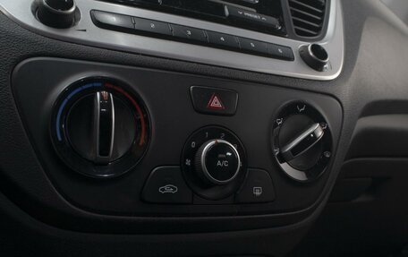 Hyundai Solaris II рестайлинг, 2017 год, 1 066 777 рублей, 17 фотография