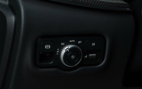 Mercedes-Benz V-Класс, 2024 год, 13 249 999 рублей, 25 фотография