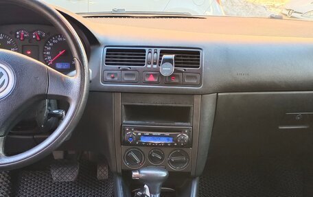 Volkswagen Bora, 2003 год, 390 000 рублей, 12 фотография