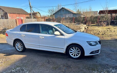Skoda Superb III рестайлинг, 2013 год, 840 000 рублей, 3 фотография