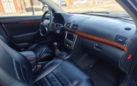 Toyota Avensis III рестайлинг, 2007 год, 725 000 рублей, 9 фотография