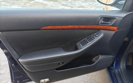 Toyota Avensis III рестайлинг, 2007 год, 725 000 рублей, 13 фотография