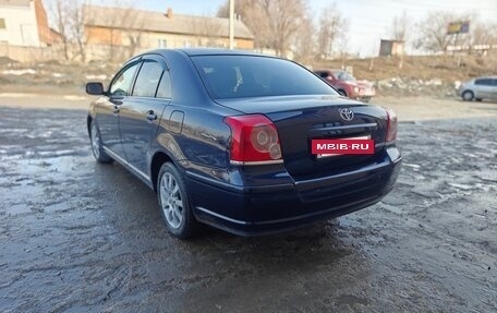 Toyota Avensis III рестайлинг, 2007 год, 725 000 рублей, 4 фотография