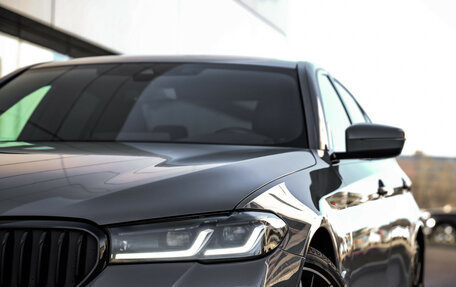 BMW 5 серия, 2021 год, 4 499 000 рублей, 2 фотография